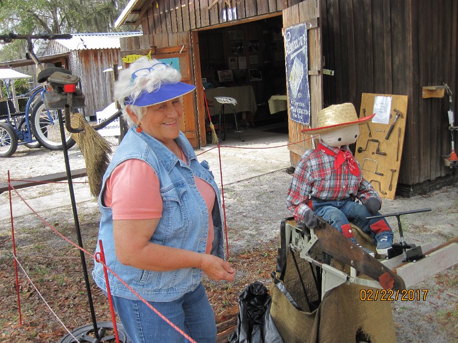 036-Lucy & friend.jpg